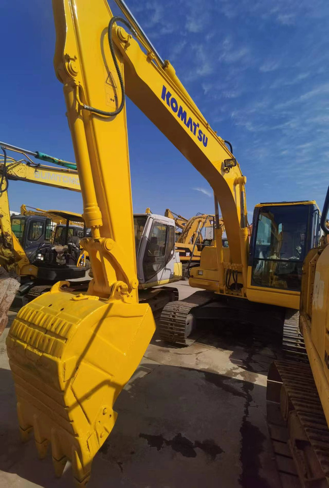 KOMATSU PC130-7 - Escavadora de rastos: foto 4 KOMATSU PC130-7 - Escavadora de rastos: foto 4