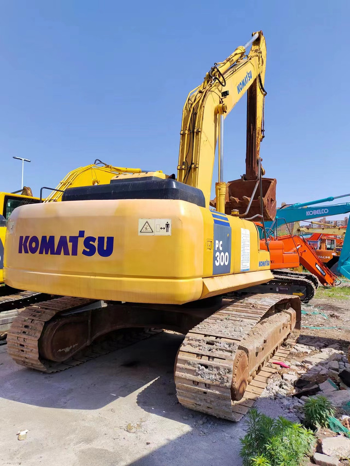 KOMATSU PC300-7 - Escavadora de rastos: foto 1 KOMATSU PC300-7 - Escavadora de rastos: foto 1