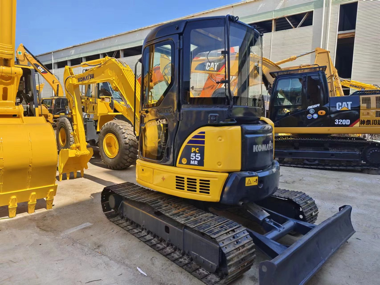 KOMATSU PC55MR - Mini escavadeira: foto 1 KOMATSU PC55MR - Mini escavadeira: foto 1