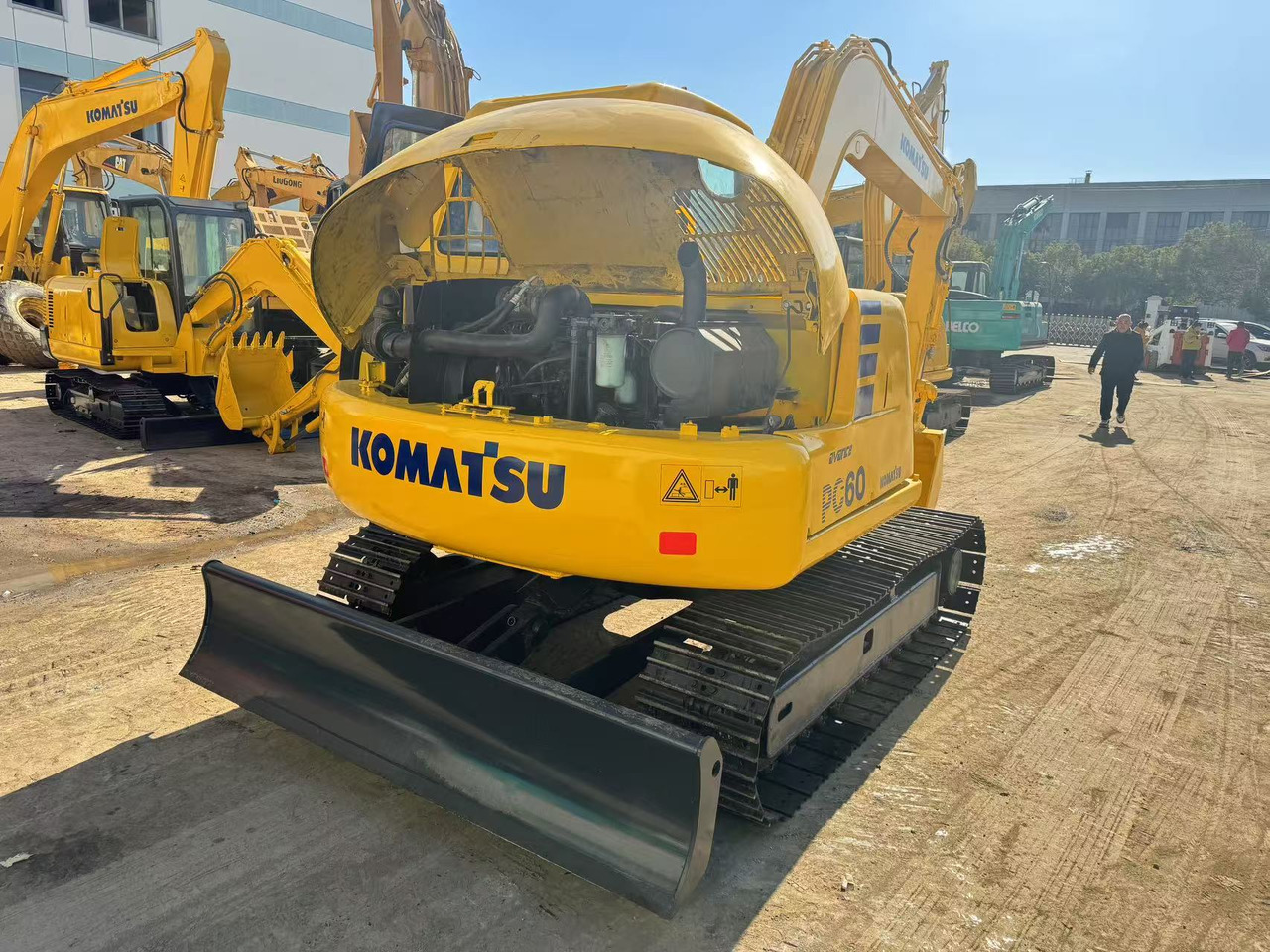 KOMATSU PC60-7 - Escavadora de rastos: foto 3 KOMATSU PC60-7 - Escavadora de rastos: foto 3