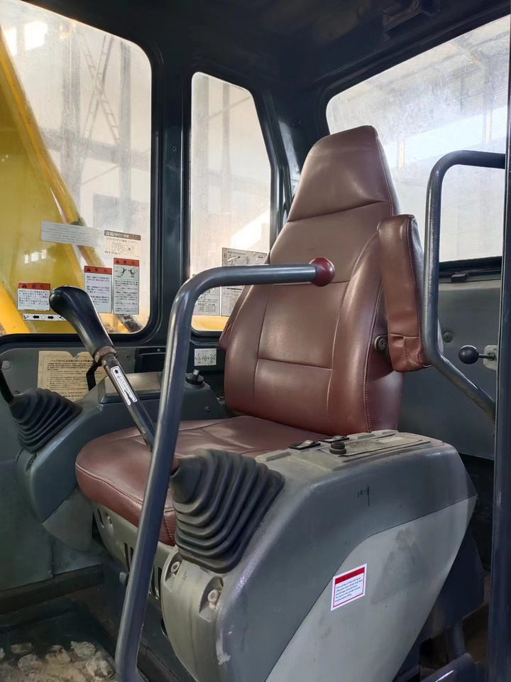 KOMATSU PC60-7 - Escavadora de rastos: foto 4 KOMATSU PC60-7 - Escavadora de rastos: foto 4