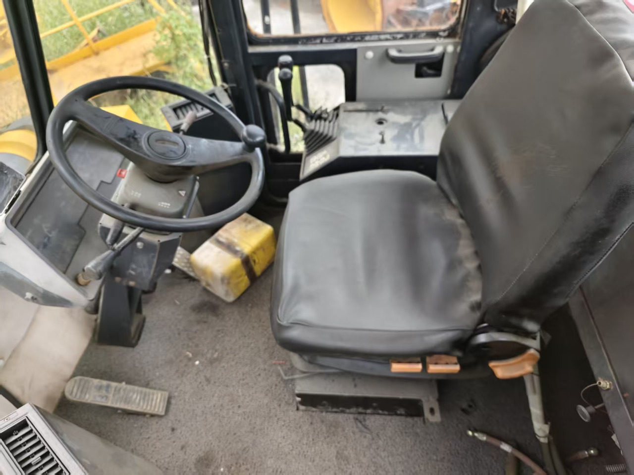 KOMATSU WA470 - Pá carregadora de rodas: foto 5 KOMATSU WA470 - Pá carregadora de rodas: foto 5