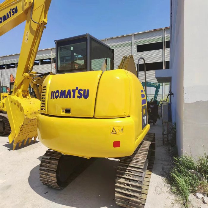 KOMATSU pc70-8 - Escavadora de rastos: foto 2 KOMATSU pc70-8 - Escavadora de rastos: foto 2