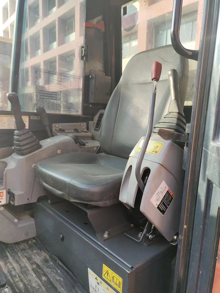 KUBOTA KX155-5 - Mini escavadeira: foto 4 KUBOTA KX155-5 - Mini escavadeira: foto 4