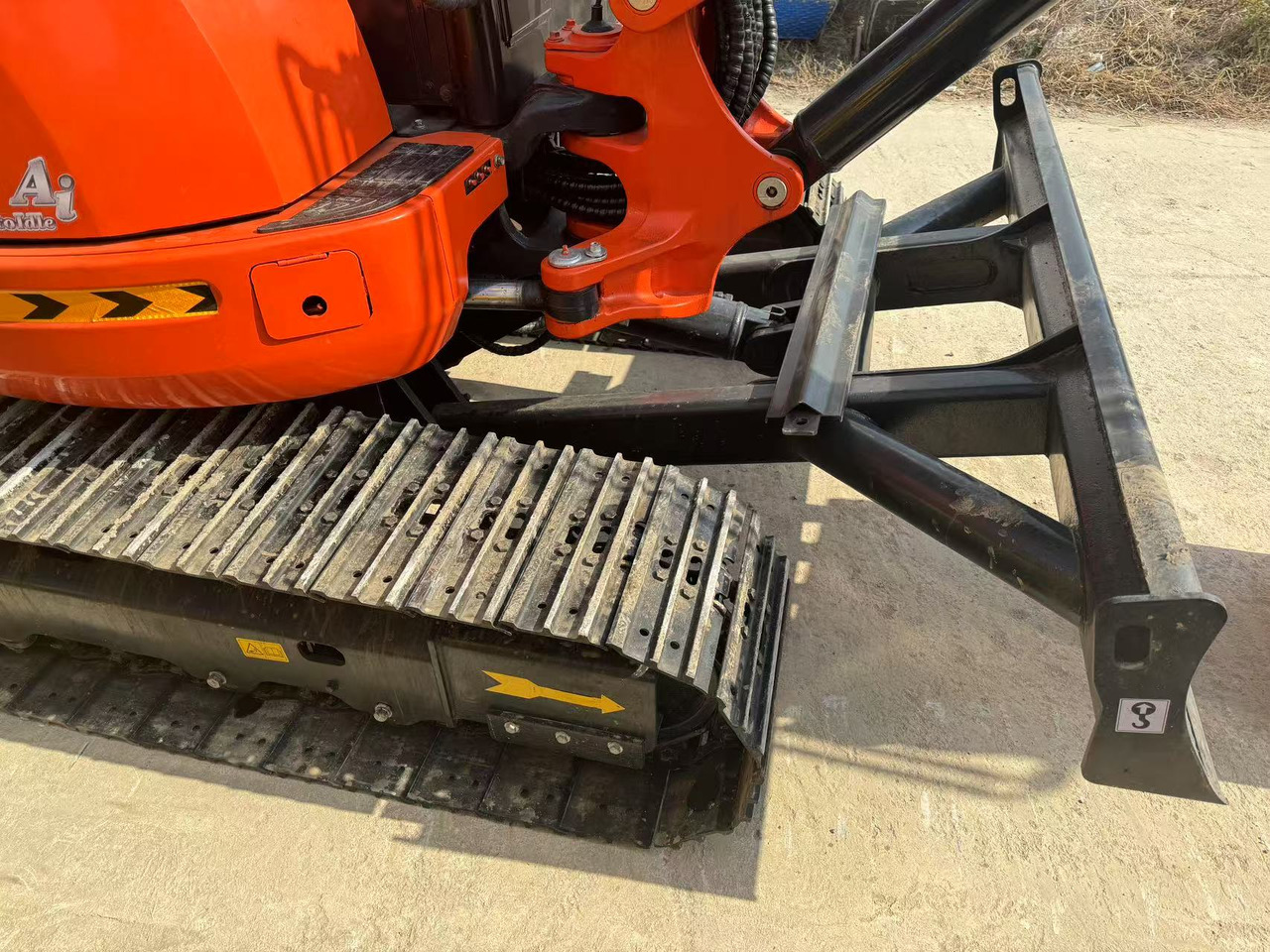 KUBOTA U55-4 - Mini escavadeira: foto 5 KUBOTA U55-4 - Mini escavadeira: foto 5
