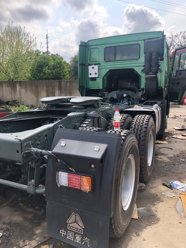 HOWO 420 - Tractor: foto 3 HOWO 420 - Tractor: foto 3