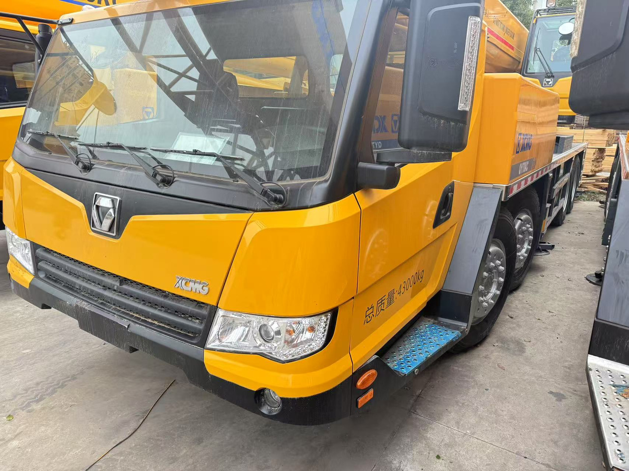 XCMG 70tons crane QY70K QY70 - Grua móvel: foto 3 XCMG 70tons crane QY70K QY70 - Grua móvel: foto 3