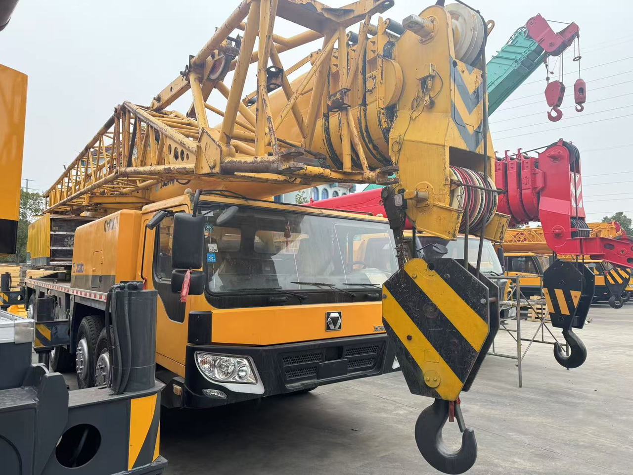 XCMG QY100K 100tons QY100K-2 - Grua móvel: foto 3 XCMG QY100K 100tons QY100K-2 - Grua móvel: foto 3