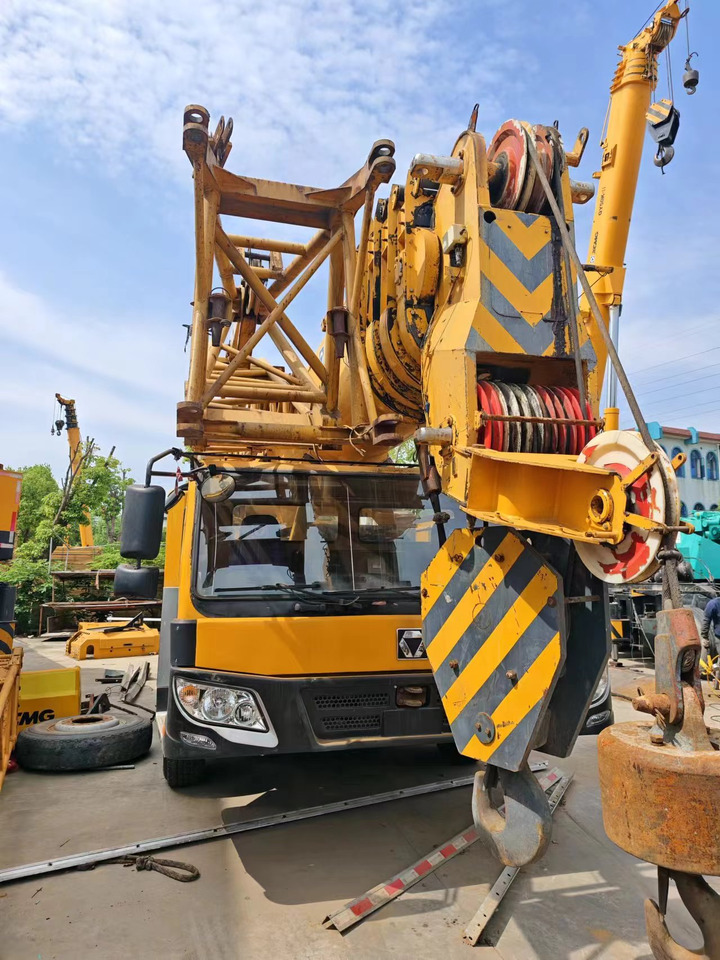 XCMG QY100K-Ⅱ QY100K 100tons - Grua móvel: foto 2 XCMG QY100K-Ⅱ QY100K 100tons - Grua móvel: foto 2