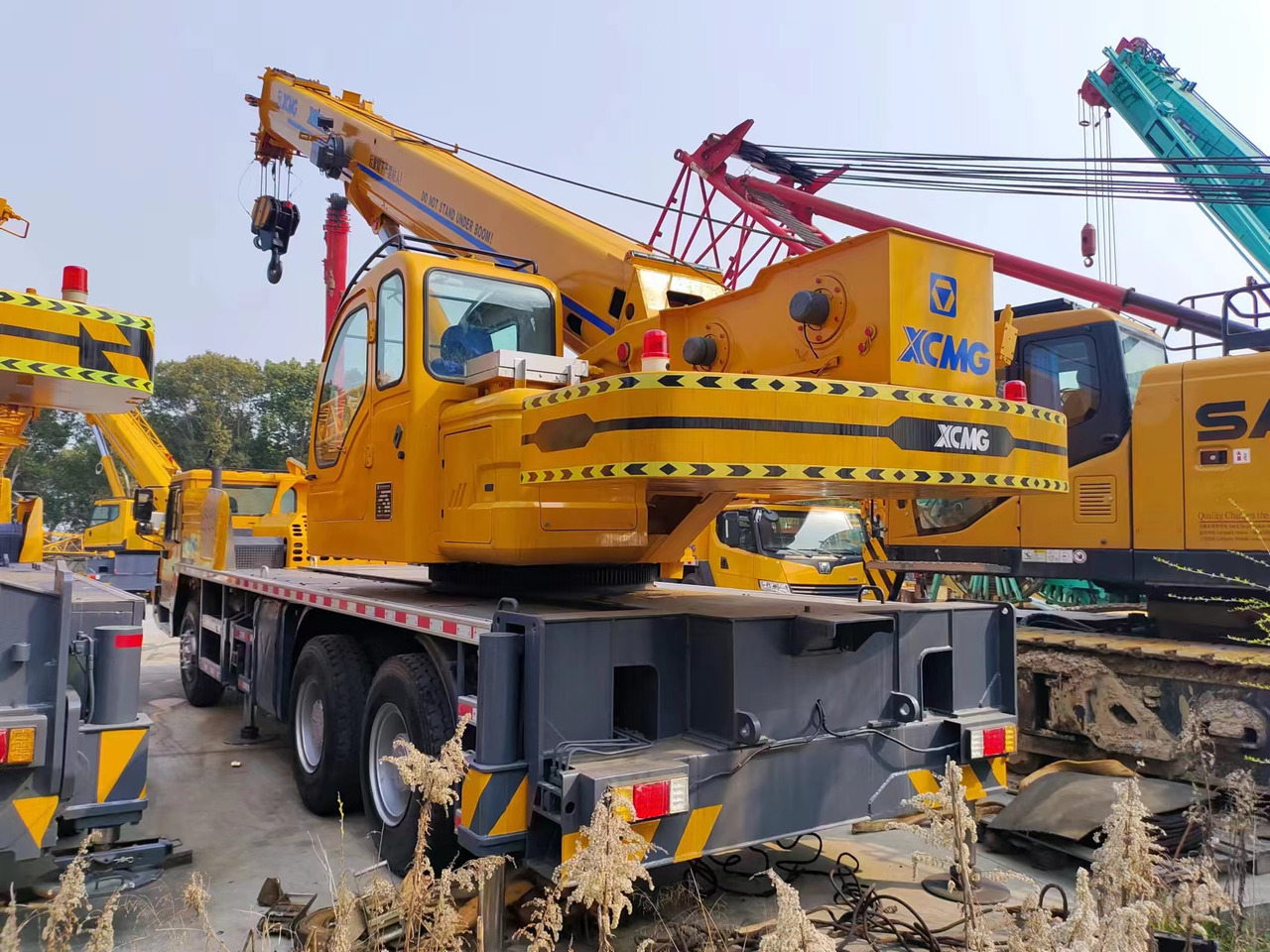 XCMG QY25K - Grua móvel: foto 1 XCMG QY25K - Grua móvel: foto 1
