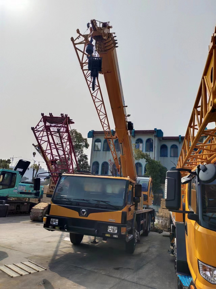 XCMG QY25K - Grua móvel: foto 3 XCMG QY25K - Grua móvel: foto 3