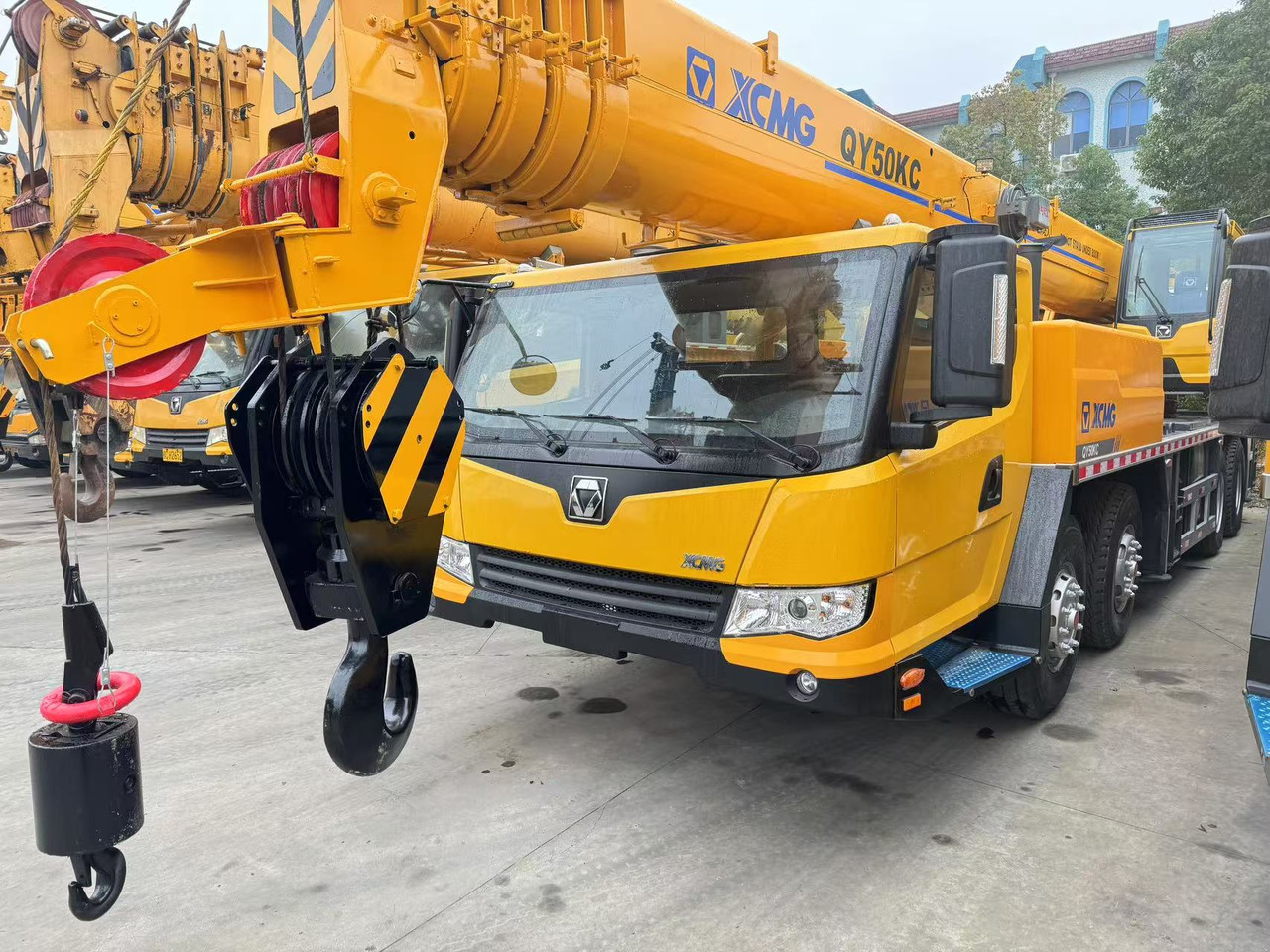 XCMG QY50KC QY50 CHINA TRUCK CRANE 50TONS - Grua móvel: foto 2 XCMG QY50KC QY50 CHINA TRUCK CRANE 50TONS - Grua móvel: foto 2