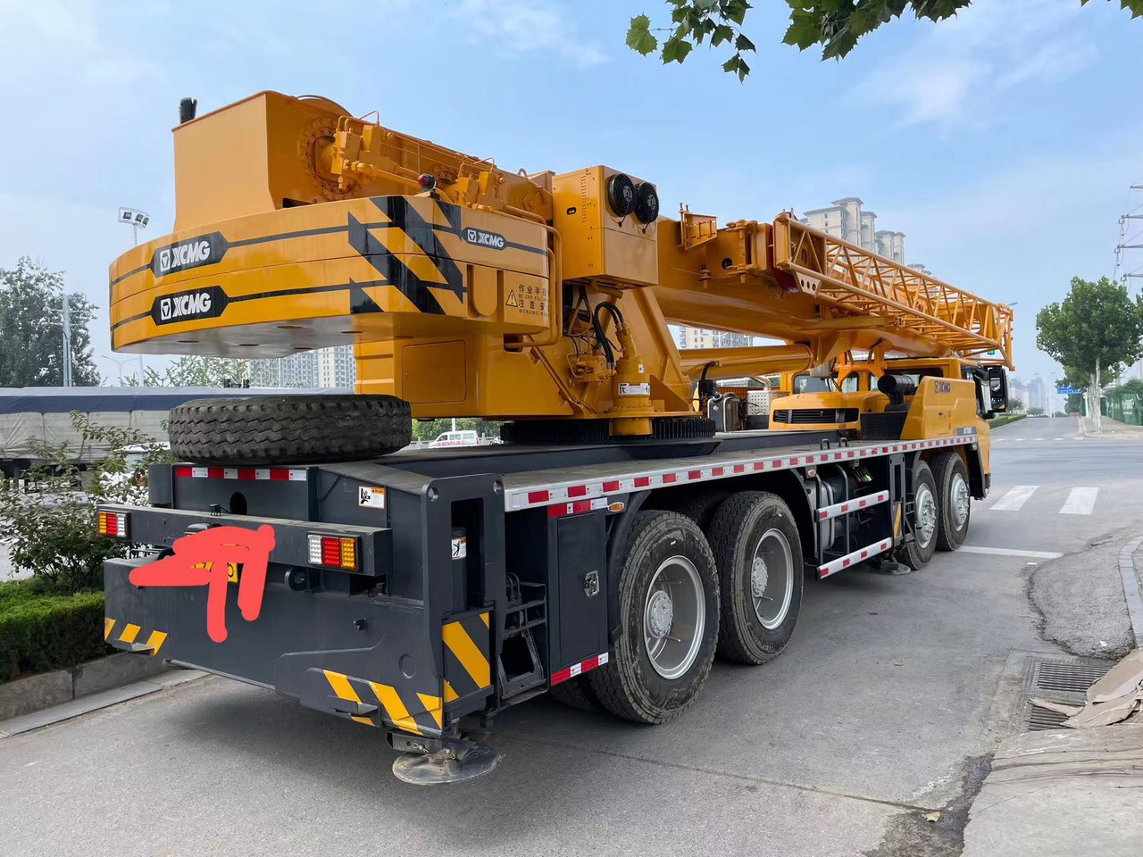 XCMG QY70K - Grua móvel: foto 2 XCMG QY70K - Grua móvel: foto 2