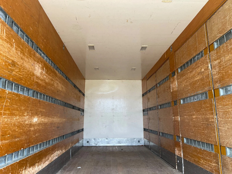 Leasing de DAF XF 95.380 BOX TRUCK. Netherland Truck DAF XF 95.380 BOX TRUCK. Netherland Truck: foto 9