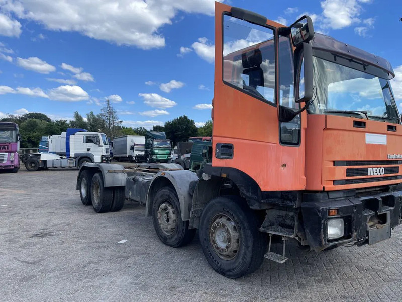 Iveco Eurotrakker 340 E34 - Camião chassi: foto 1 Iveco Eurotrakker 340 E34 - Camião chassi: foto 1