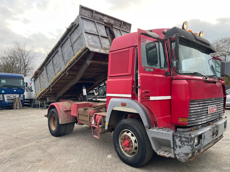 Iveco Turbostar 190.36 TIPPER - Camião basculante: foto 1 Iveco Turbostar 190.36 TIPPER - Camião basculante: foto 1