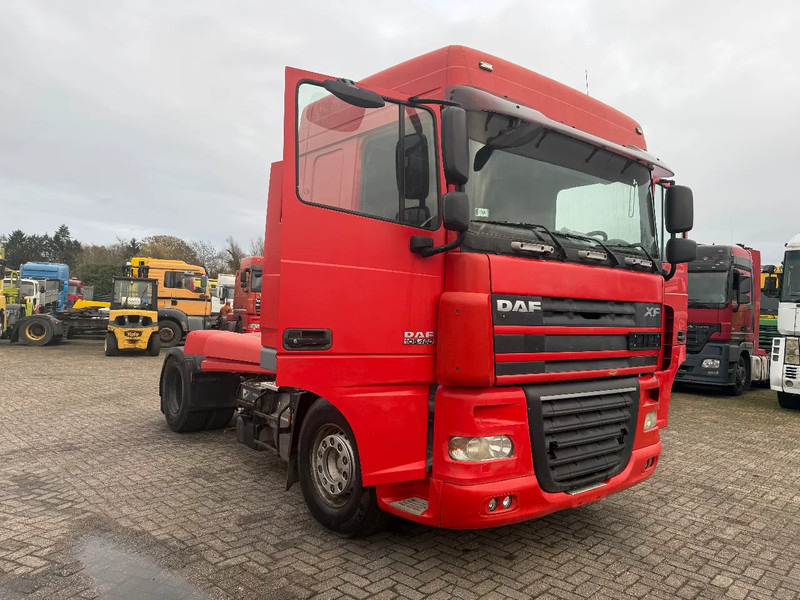 DAF XF 105.460 Tractor unit - Tractor: foto 1 DAF XF 105.460 Tractor unit - Tractor: foto 1