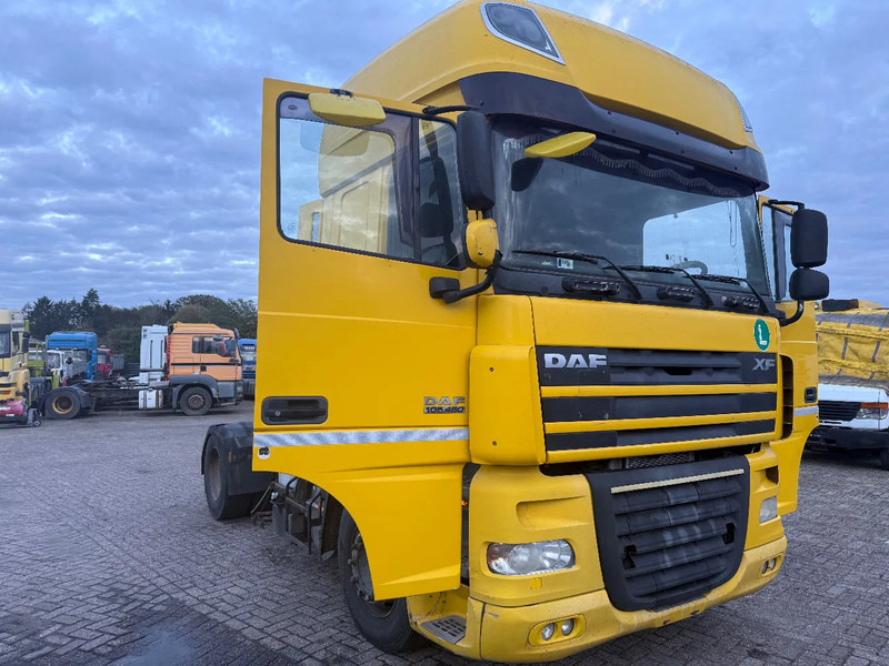 DAF XF 105.460 Tractor unit - Tractor: foto 1 DAF XF 105.460 Tractor unit - Tractor: foto 1
