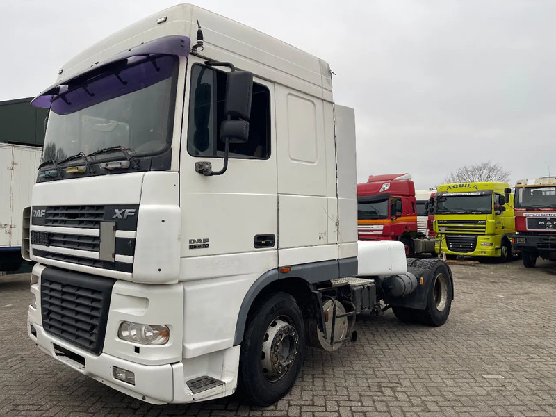 DAF XF 95.430 Tractor - Tractor: foto 3 DAF XF 95.430 Tractor - Tractor: foto 3