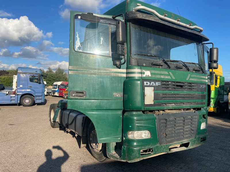 DAF XF 95.430 Tractor Unit - Tractor: foto 1 DAF XF 95.430 Tractor Unit - Tractor: foto 1