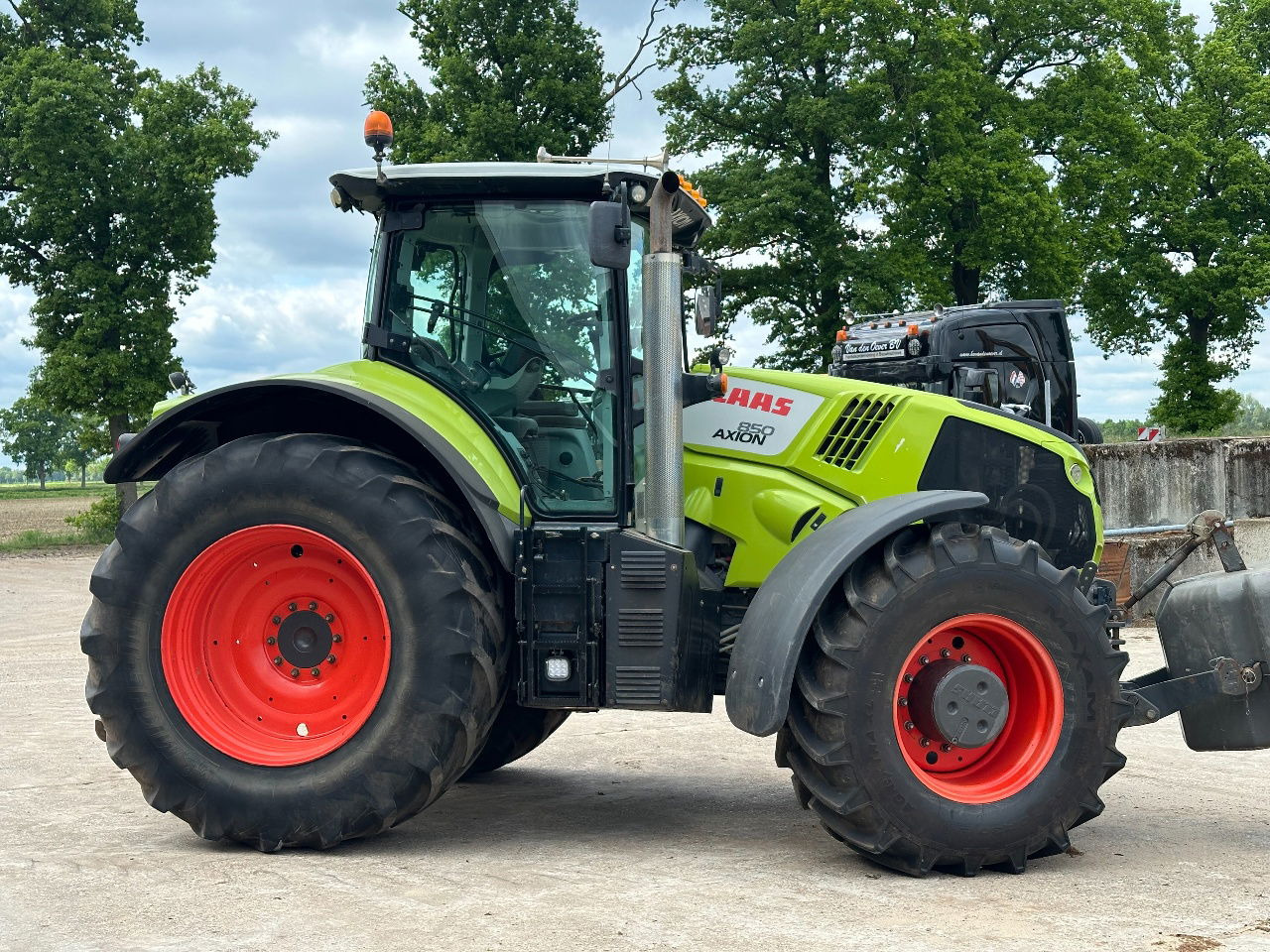 Claas Axion 850 Cmatic - Trator: foto 5 Claas Axion 850 Cmatic - Trator: foto 5