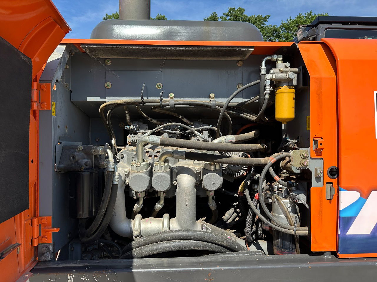 Escavadora de rastos Hitachi ZH210LC-5B: foto 27 Escavadora de rastos Hitachi ZH210LC-5B: foto 27