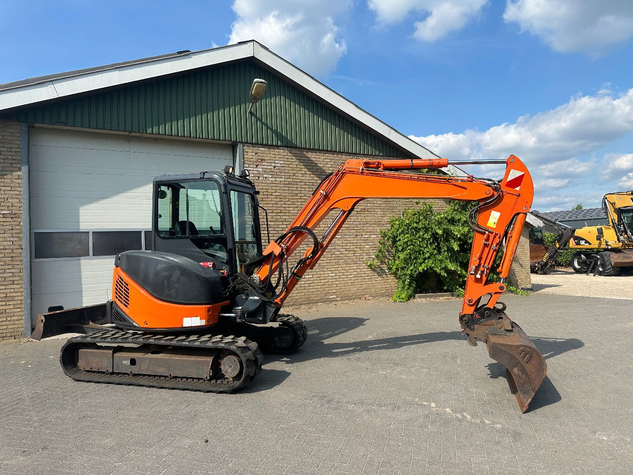 Hitachi ZX50U-2 CLR - Mini escavadeira: foto 5 Hitachi ZX50U-2 CLR - Mini escavadeira: foto 5