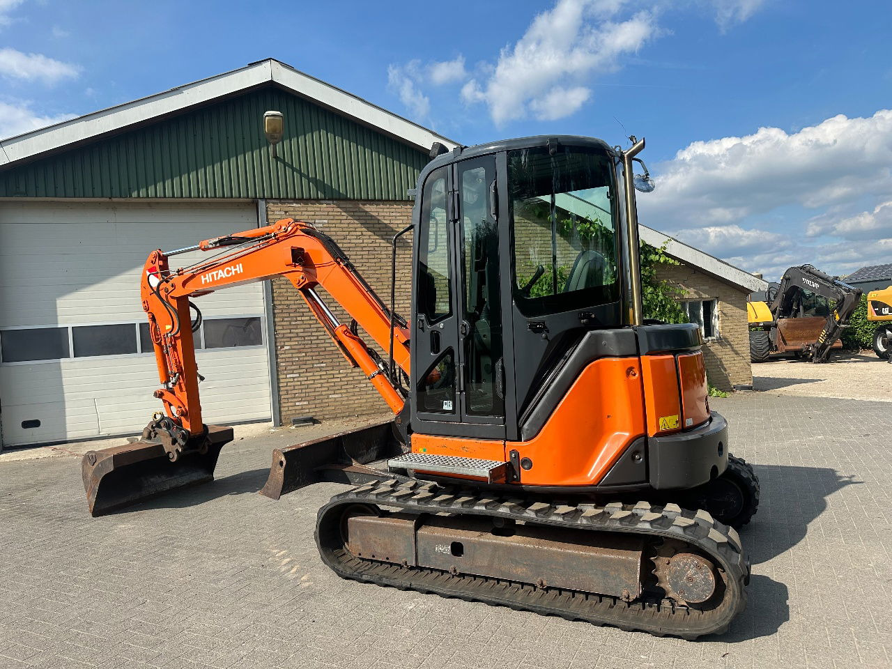 Hitachi ZX50U-2 CLR - Mini escavadeira: foto 3 Hitachi ZX50U-2 CLR - Mini escavadeira: foto 3