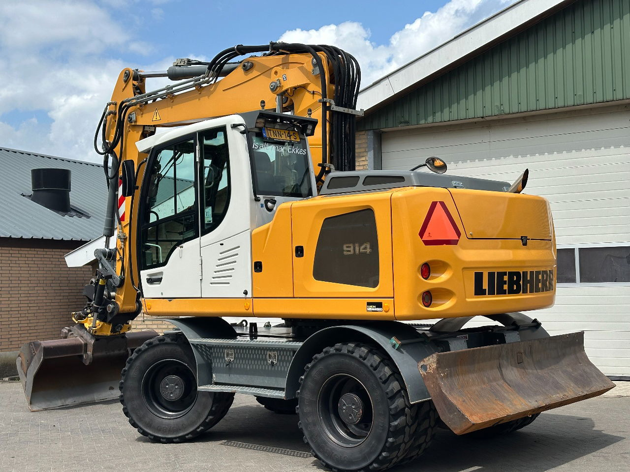 Liebherr A914 - Escavadeira de rodas: foto 2 Liebherr A914 - Escavadeira de rodas: foto 2