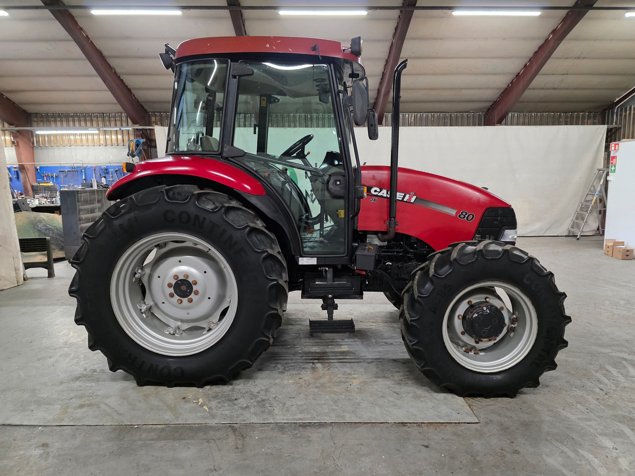 CASE IH JX80 - Trator: foto 5 CASE IH JX80 - Trator: foto 5