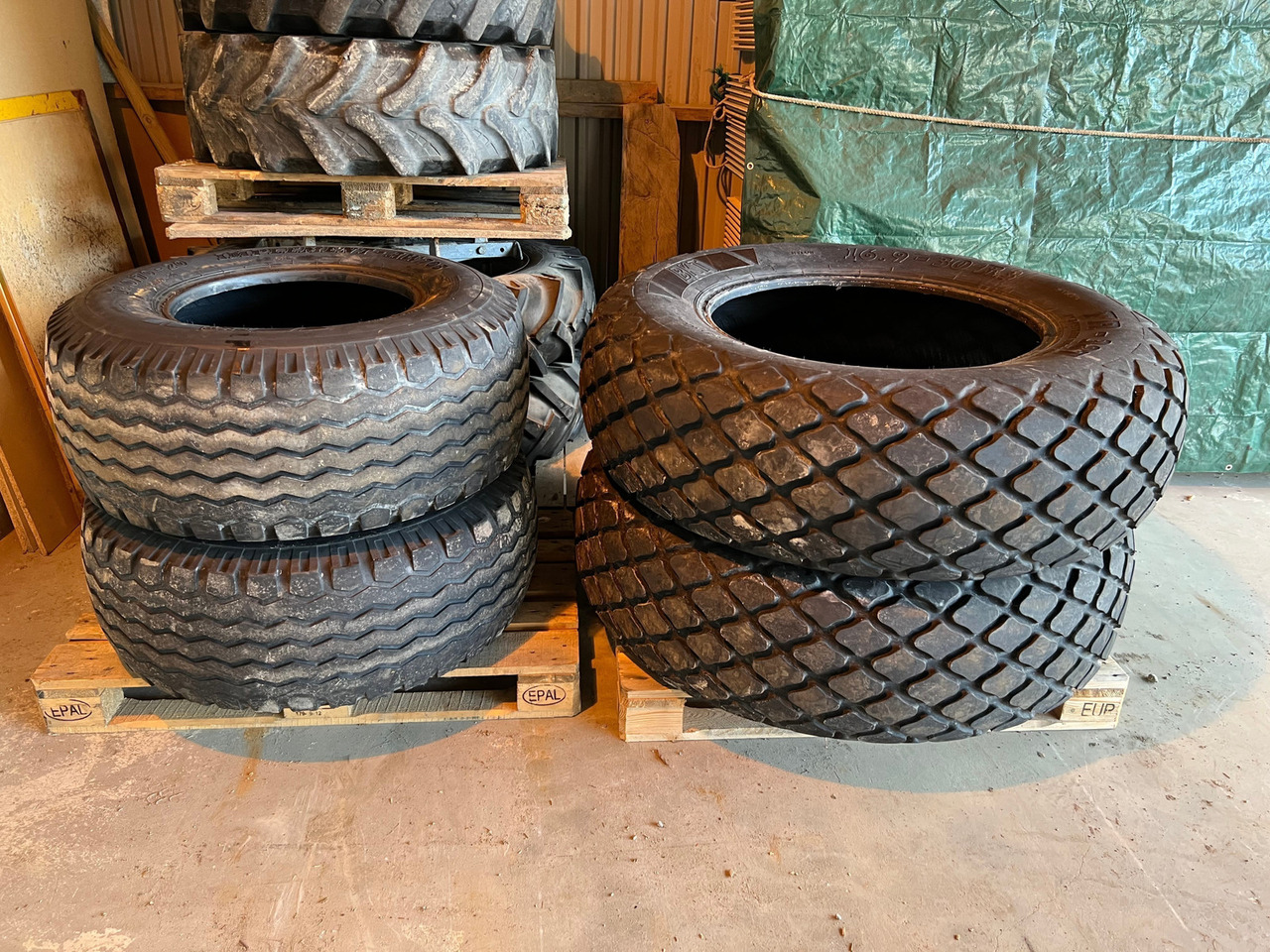 DEKK, FELGLODD, REDSKAPRAMME Q4 - Roda completa por Máquina agrícola: foto 1 DEKK, FELGLODD, REDSKAPRAMME Q4 - Roda completa por Máquina agrícola: foto 1