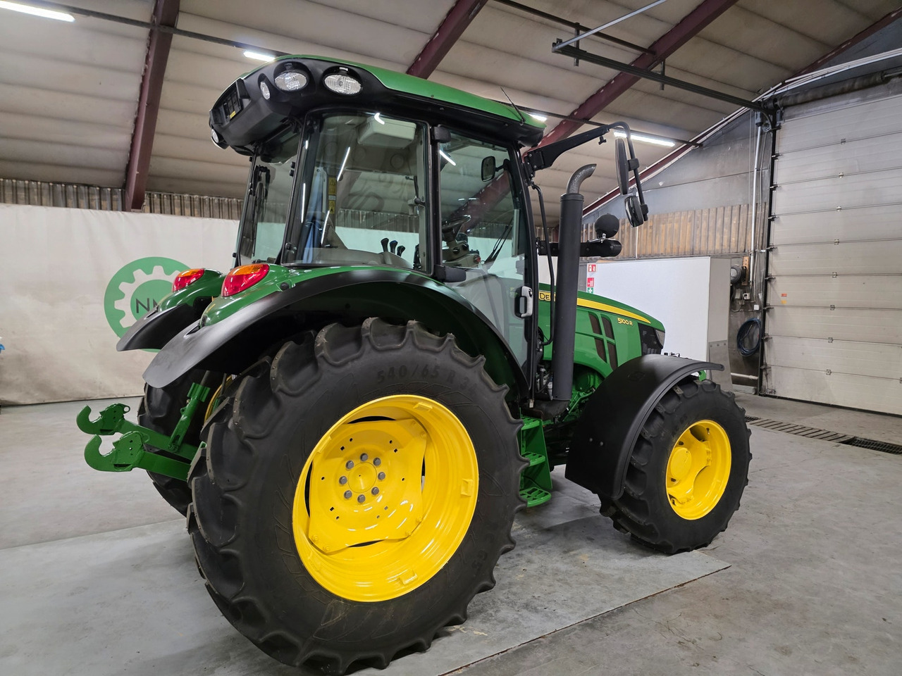 John Deere 5100R - Trator: foto 5 John Deere 5100R - Trator: foto 5