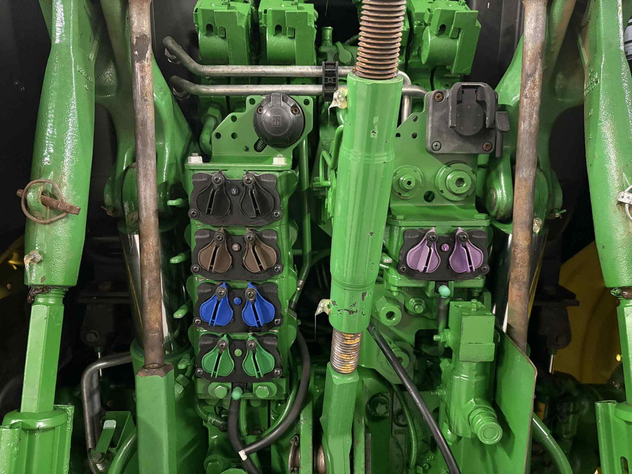 John Deere 6155R - Trator: foto 5 John Deere 6155R - Trator: foto 5