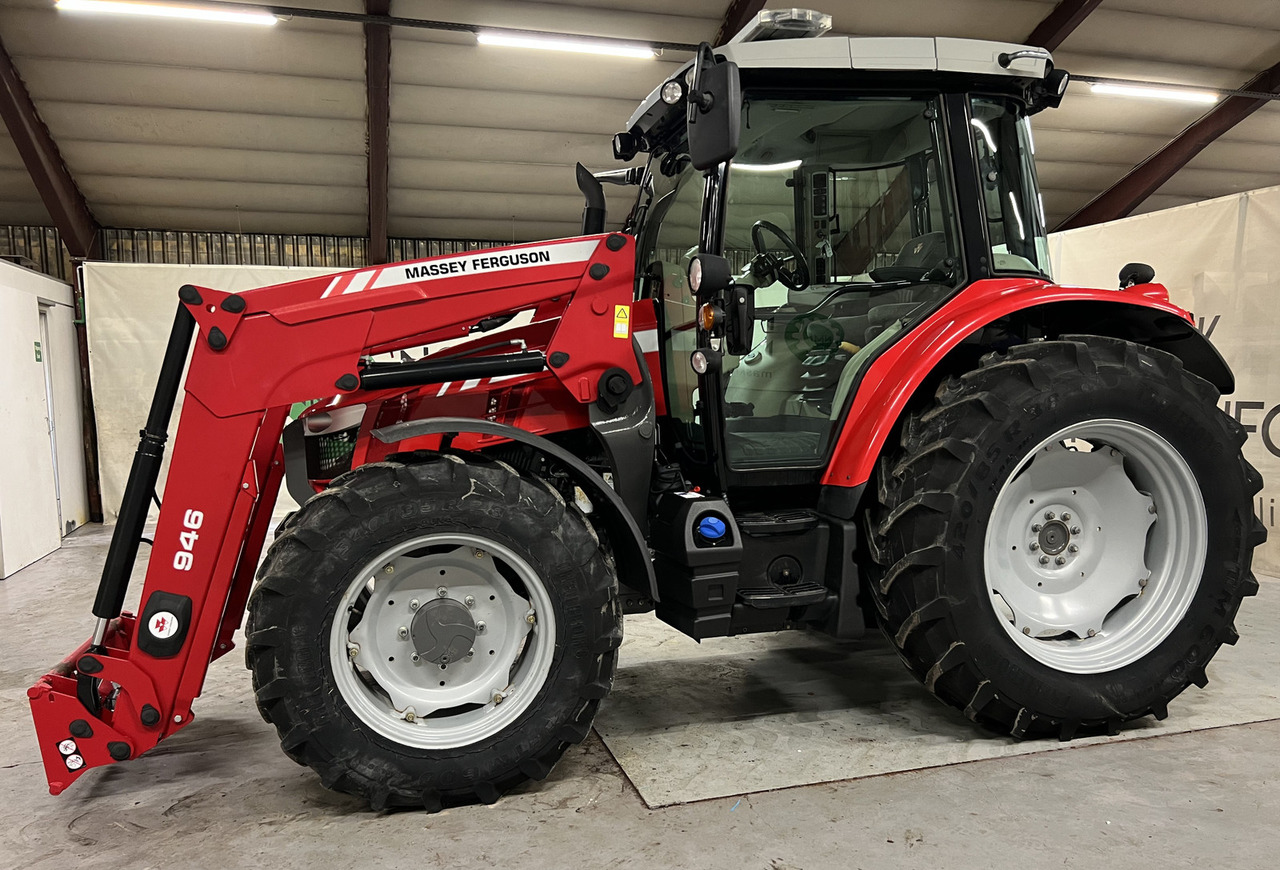 Massey Ferguson 5612 Dyna 4 #KUN 925 Timer# - Trator: foto 1 Massey Ferguson 5612 Dyna 4 #KUN 925 Timer# - Trator: foto 1