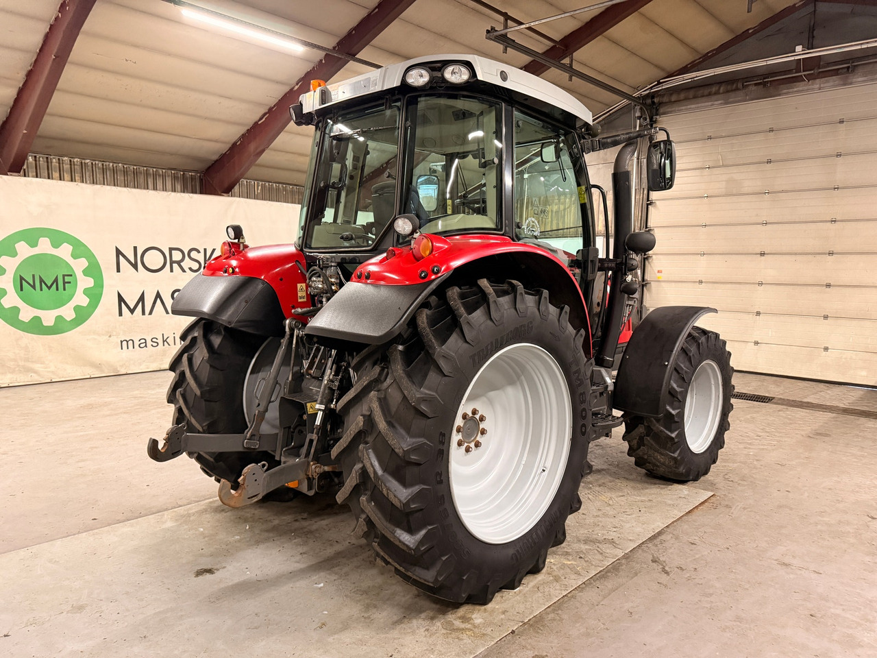 Massey Ferguson 5712SL Inkl ny frontlaster - Trator: foto 5 Massey Ferguson 5712SL Inkl ny frontlaster - Trator: foto 5
