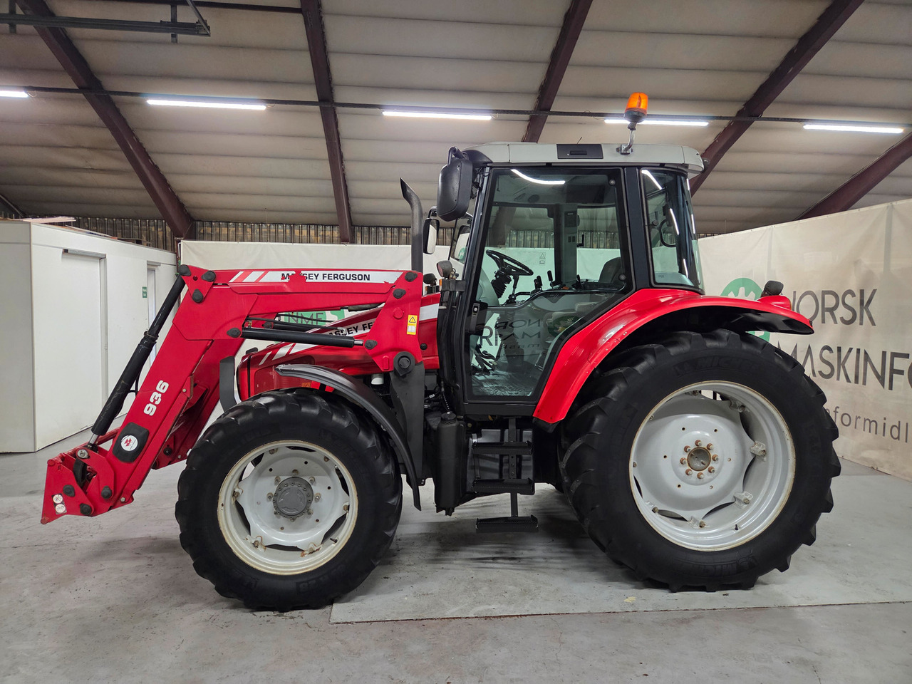 Massey Ferguson 6445 Dyna 6 #Tar innbytte - Trator: foto 2 Massey Ferguson 6445 Dyna 6 #Tar innbytte - Trator: foto 2