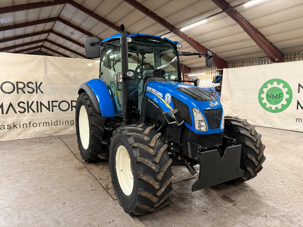Trator New Holland T5.115 EC: foto 7