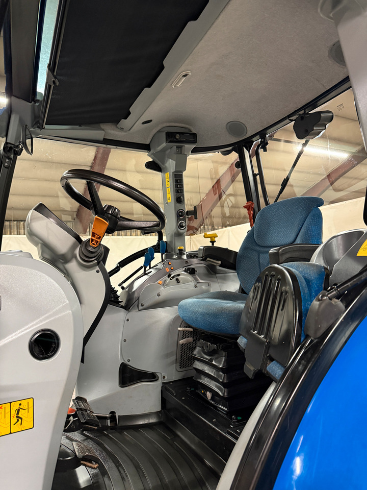 Trator New Holland T5.115 EC: foto 11