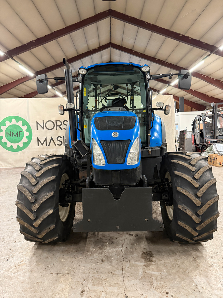 Trator New Holland T5.115 EC: foto 8