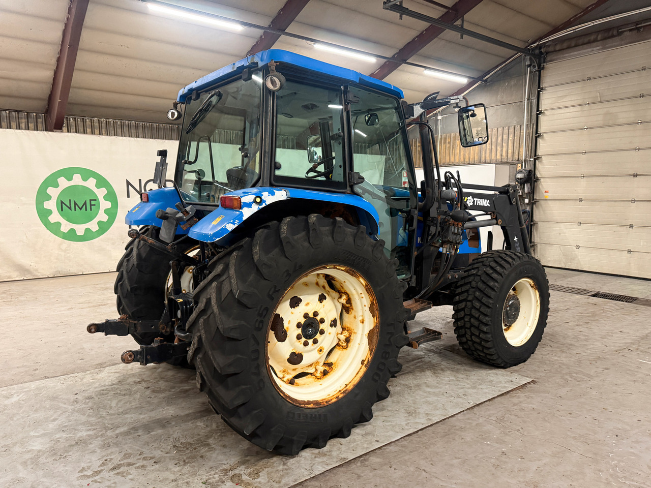 New Holland T5060 - Trator: foto 5 New Holland T5060 - Trator: foto 5