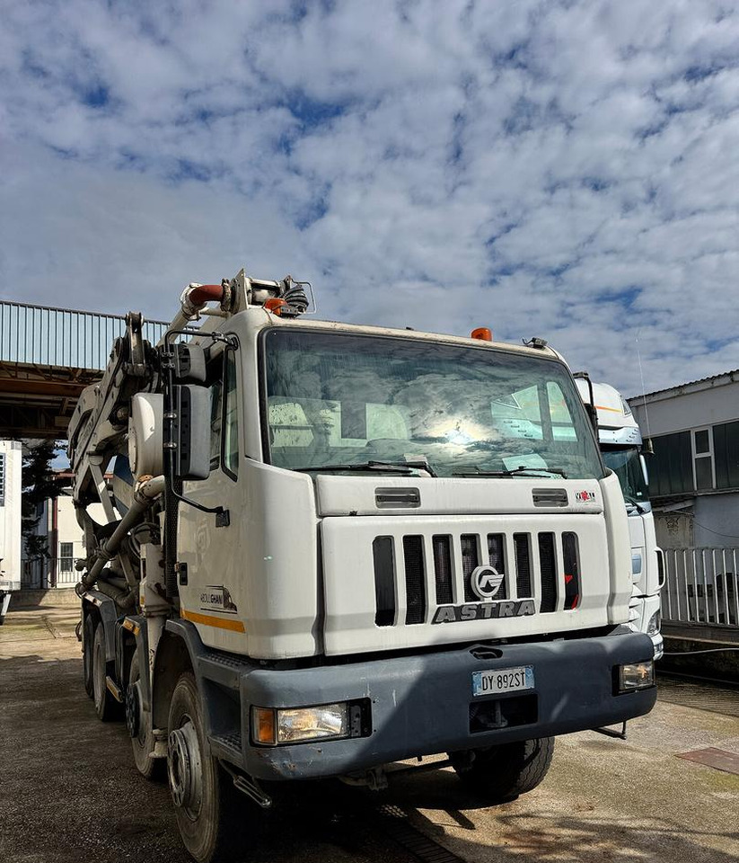 Betonpompa 28MT CIFA ASTRA HD84.38 - Autobetoneira com bomba: foto 4 Betonpompa 28MT CIFA ASTRA HD84.38 - Autobetoneira com bomba: foto 4