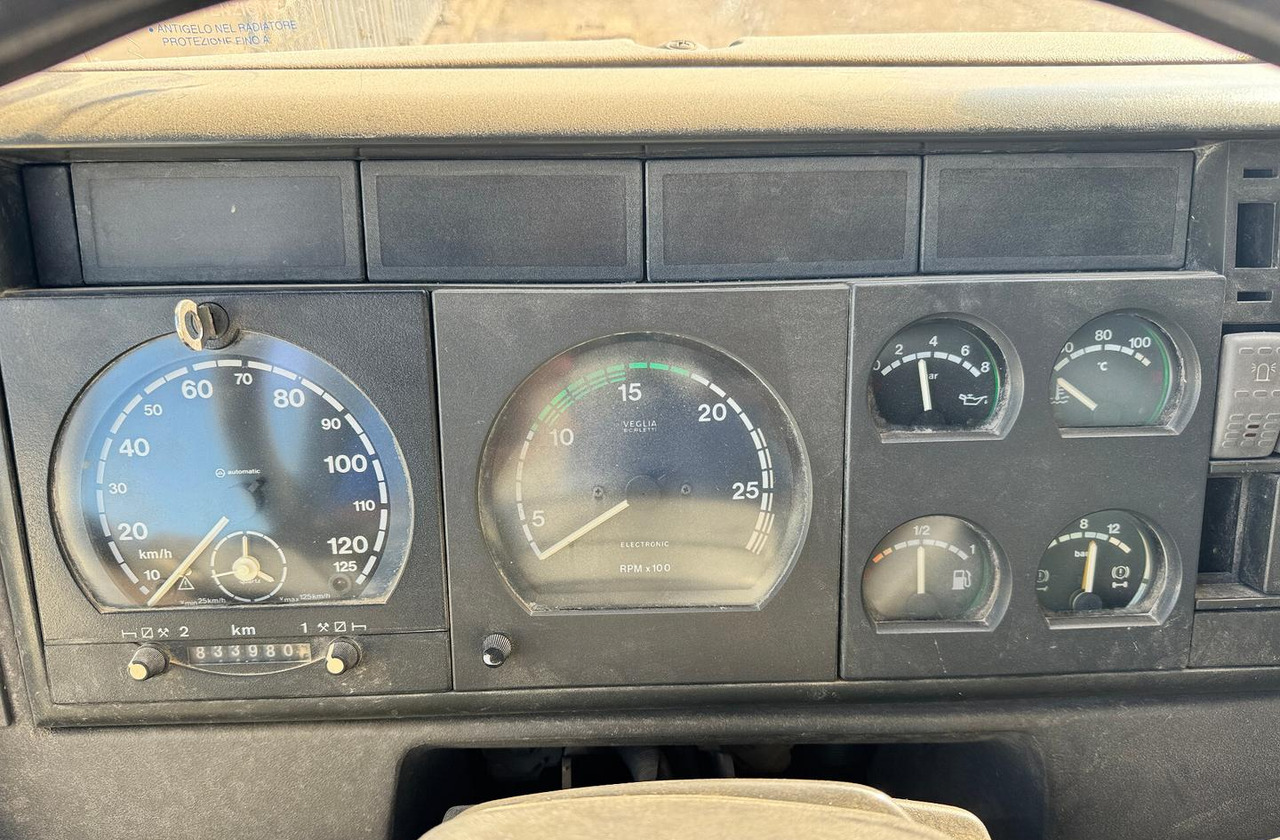 Betonpompa CIFA ASTRA HD84.38 - 2003 - Autobetoneira com bomba: foto 5 Betonpompa CIFA ASTRA HD84.38 - 2003 - Autobetoneira com bomba: foto 5