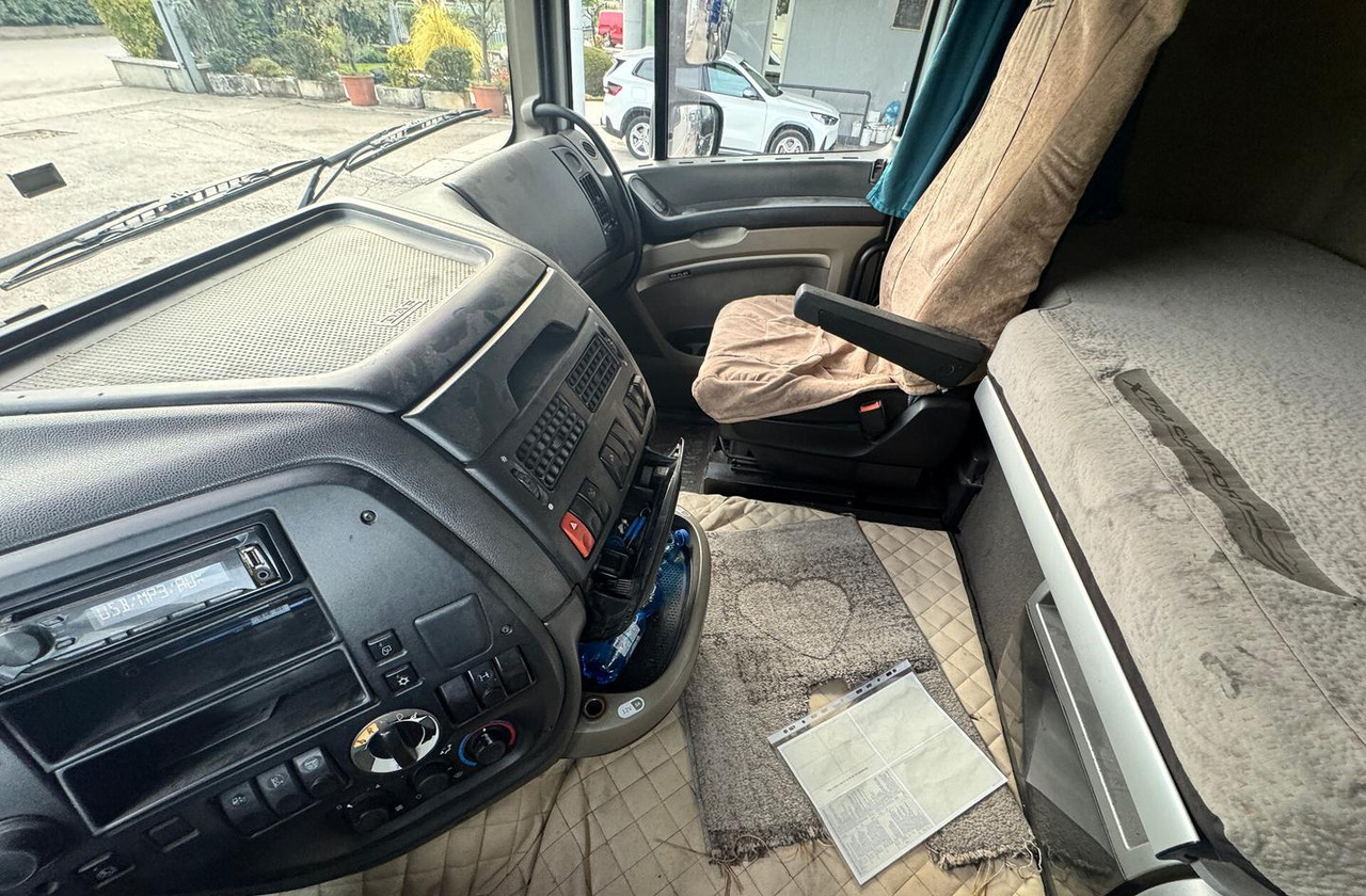 DAF XF 105.460 - 2010 - AUTOMATICO - Tractor: foto 4 DAF XF 105.460 - 2010 - AUTOMATICO - Tractor: foto 4