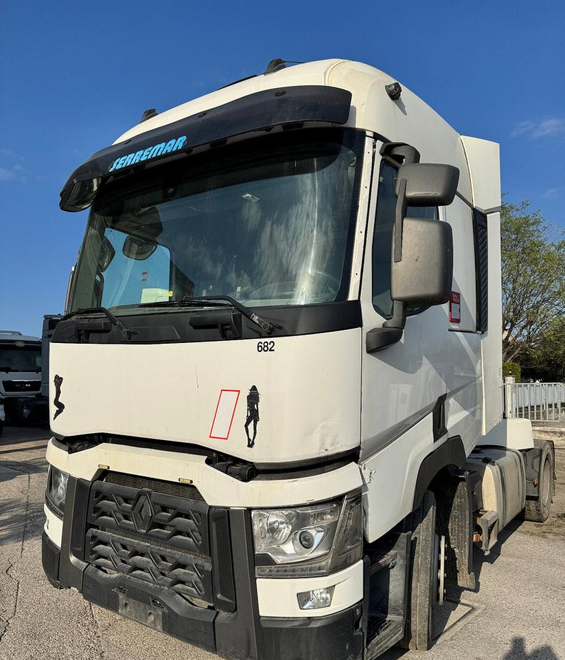 Renault T460 / 2015 / Euro 6 - Tractor: foto 3 Renault T460 / 2015 / Euro 6 - Tractor: foto 3