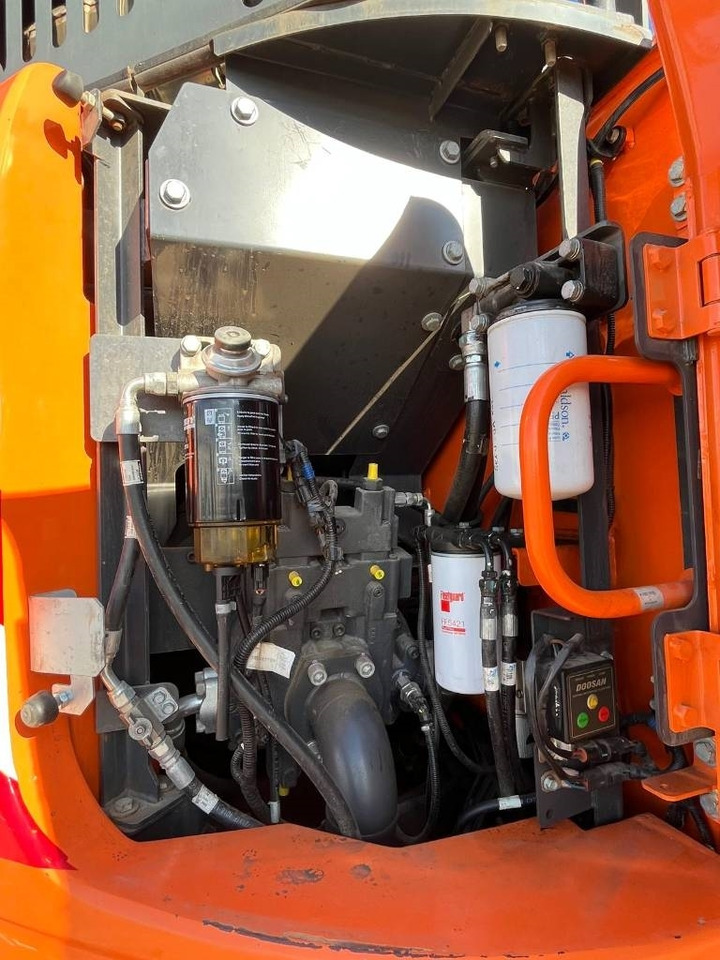 Escavadora de rastos Doosan DX 235 LCR-5: foto 7
