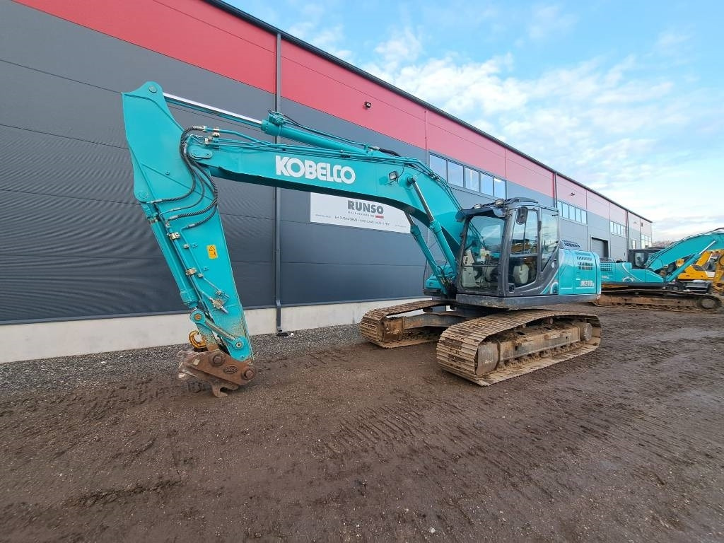 Kobelco SK 210 LC-10 - Escavadora de rastos: foto 1 Kobelco SK 210 LC-10 - Escavadora de rastos: foto 1