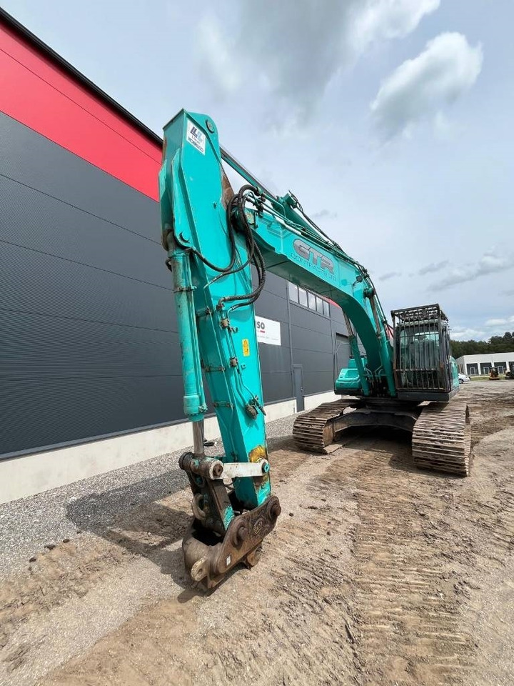 Kobelco SK300LC-10 - Escavadora de rastos: foto 4 Kobelco SK300LC-10 - Escavadora de rastos: foto 4