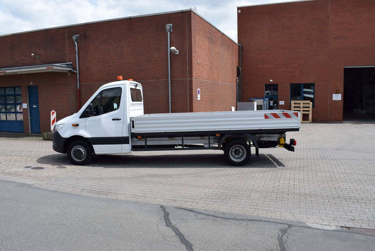 Mercedes-Benz Sprinter 514 Pritsche 4,30mAutomatik AHK 3,5 - Carrinha de caixa aberta: foto 4 Mercedes-Benz Sprinter 514 Pritsche 4,30mAutomatik AHK 3,5 - Carrinha de caixa aberta: foto 4