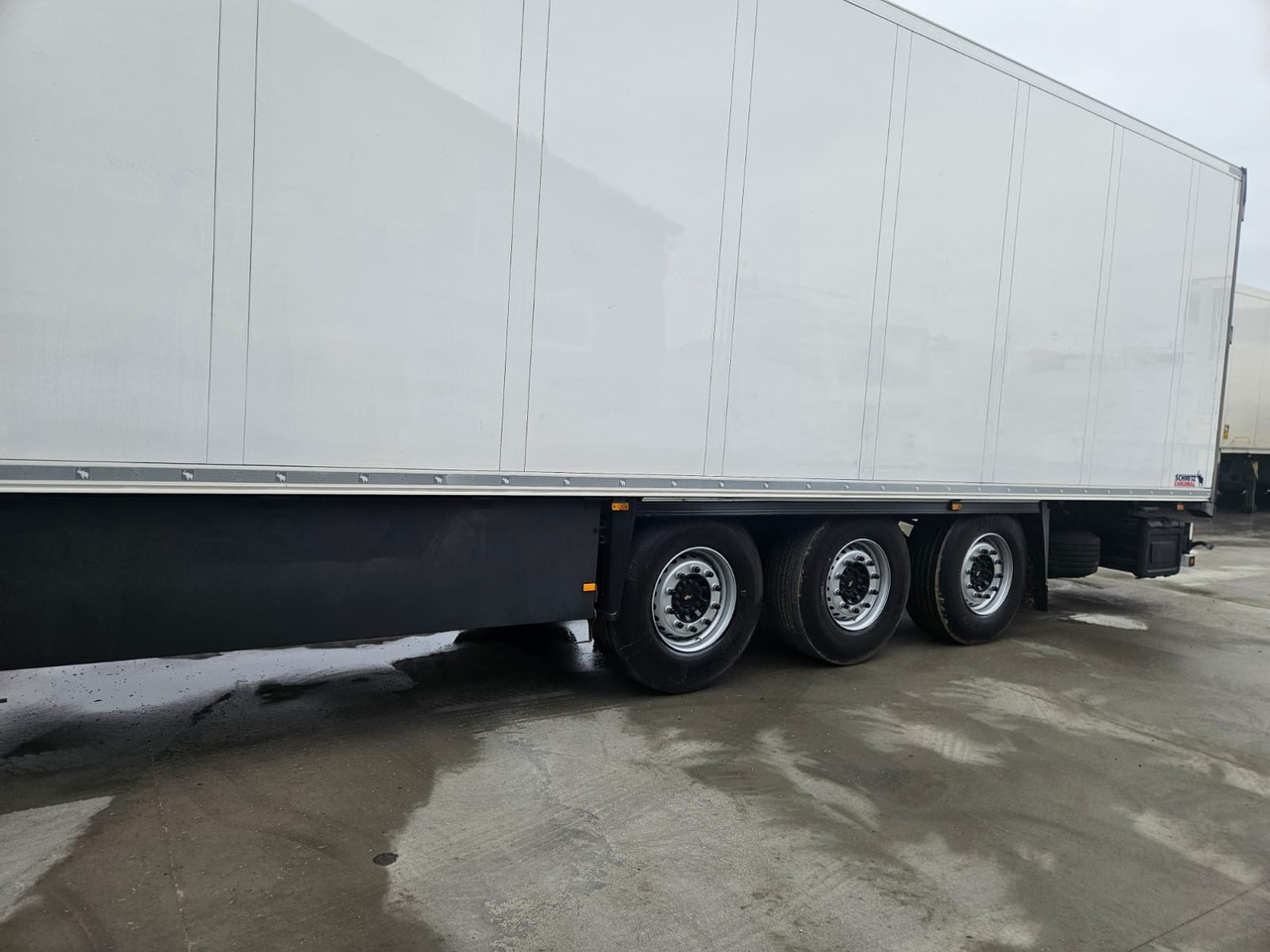 SCHMITZ SKO Carrier Vector 1550 - Semi-reboque frigorífico: foto 3 SCHMITZ SKO Carrier Vector 1550 - Semi-reboque frigorífico: foto 3