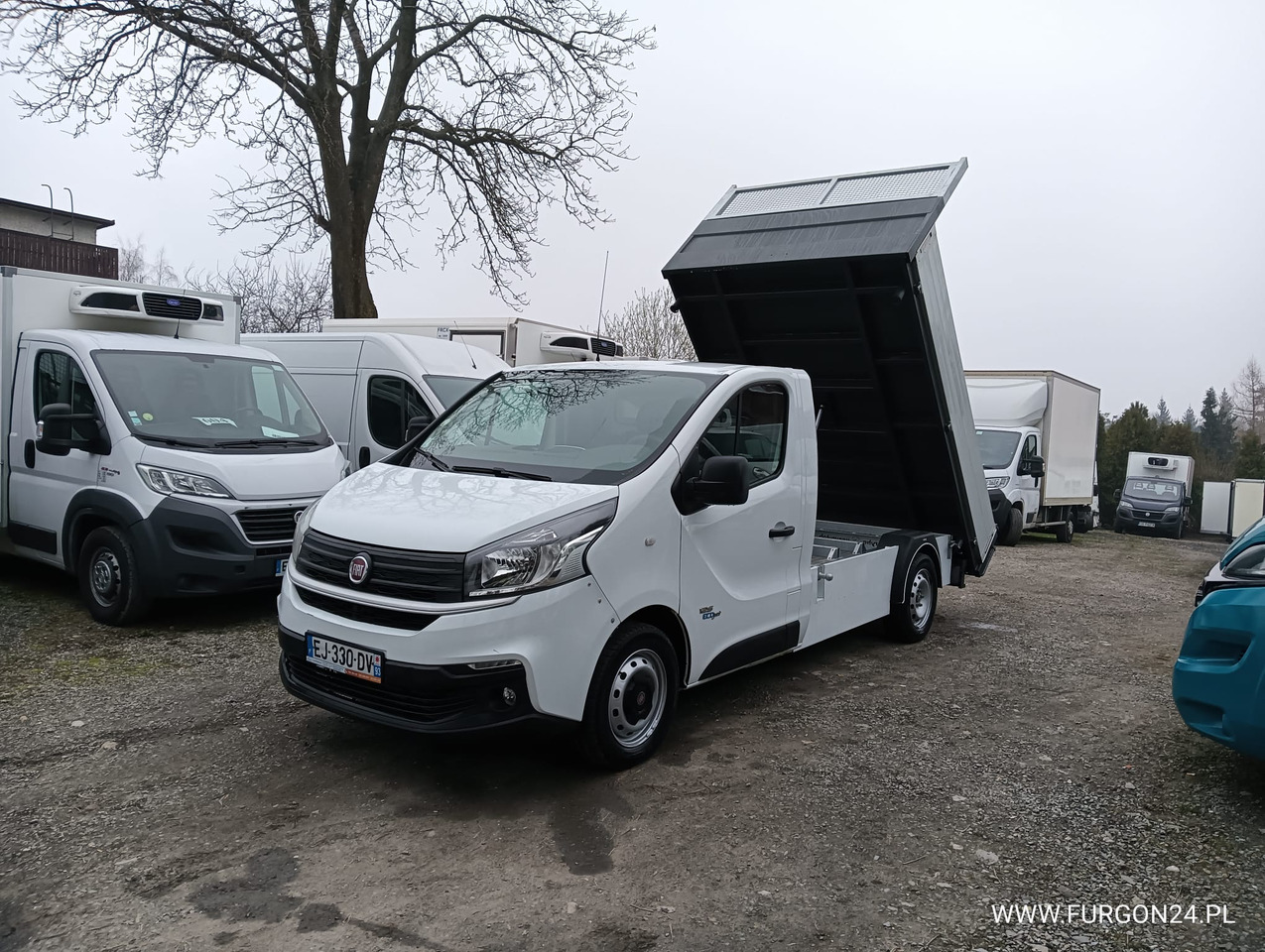 RENAULT TRAFIC PLATFORMA DO ZABUDOWY NR 625 - Carrinha basculante: foto 3 RENAULT TRAFIC PLATFORMA DO ZABUDOWY NR 625 - Carrinha basculante: foto 3